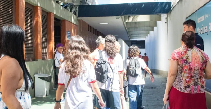 Dia D de Vacinação Contra Gripe Registra Grande Movimento em Postos do Rio de Janeiro