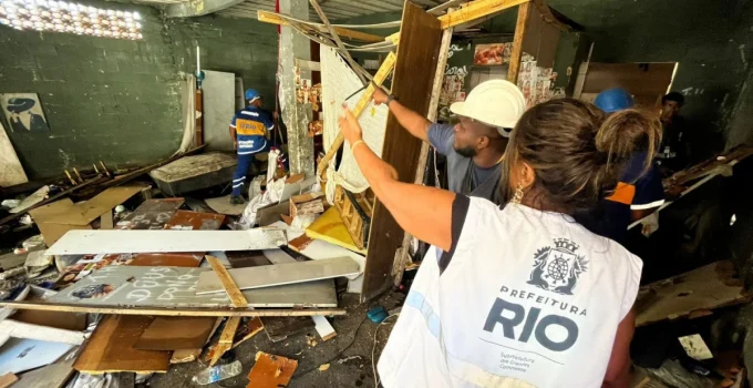 Construção Ociosa na Penha é Demolida para Implantação de Ecoponto da Comlurb na Vila Cruzeiro
