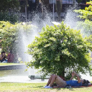 Rio de Janeiro: Tempo Estável e Calor Moderado Previstos Até Véspera da Semana Santa, Alerta Sistema Rio