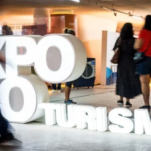 ExpoRio Turismo 2026: Feira Encerra Domingo com Balanço Positivo no Rio de Janeiro, Impulsionando Negócios e Cultura