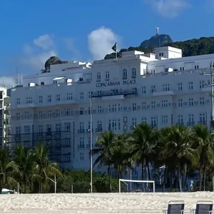Copacabana: Além da Praia, um Tesouro de Arquitetura Art Déco, Tradição e Cultura no Rio de Janeiro