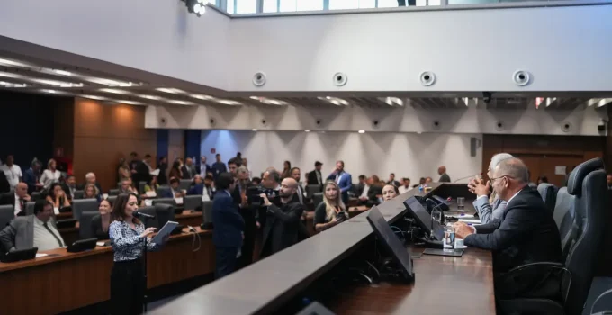 TRE Retotaliza Votos de Bacellar: Sucessão na Alerj e Governo do Rio Sob Neblina Política