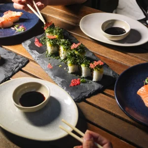 Nãma: Restaurante oriental na Gávea celebra 4 anos com cardápio autoral e ambiente moderno